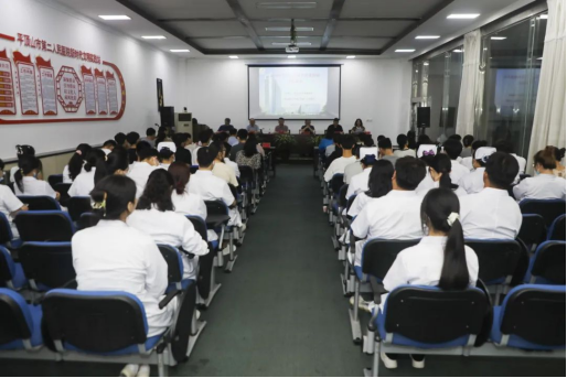 2024年平顶山市眼科质量控制工作会议在市二院顺利召开264.png