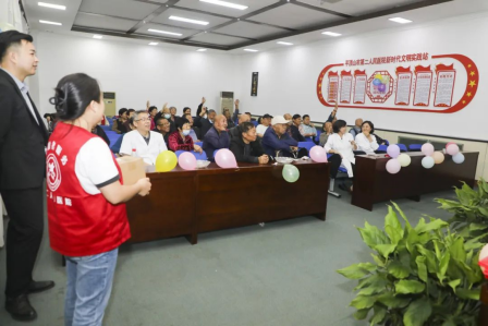 河南省人民医院血液净化中心副主任马旭团队到我院开展义诊、授课活动1065.png